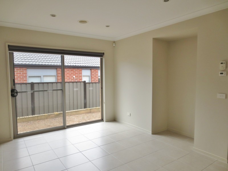 32 Pearson Road, Mernda VIC 3754