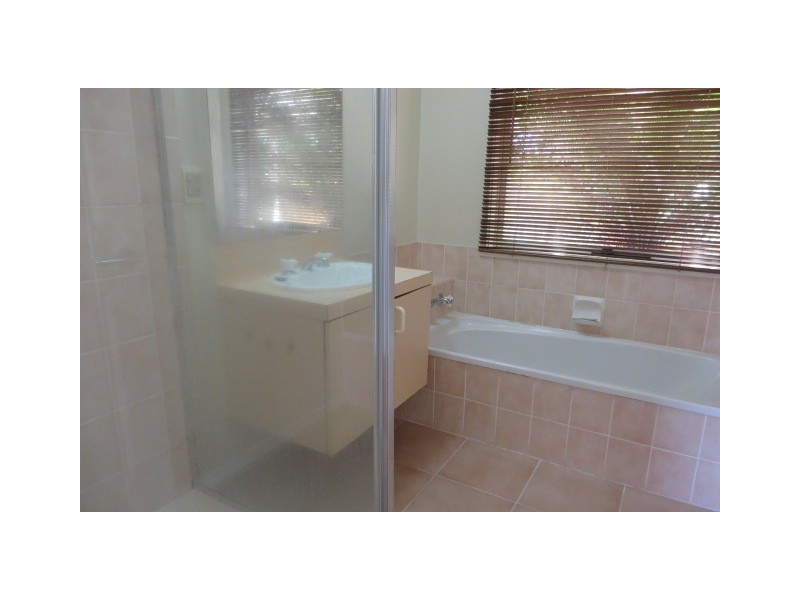 18 Calwell Court, Mill Park VIC 3082