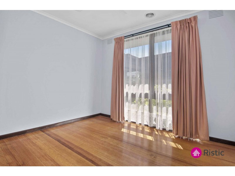 35 McDonalds Road, Epping VIC 3076