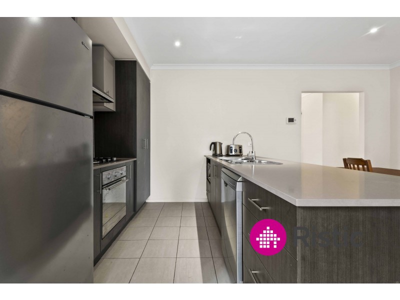 38 Barmah Drive, South Morang VIC 3752