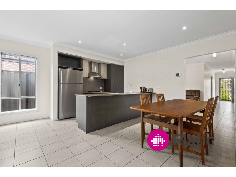 38 Barmah Drive, South Morang VIC 3752