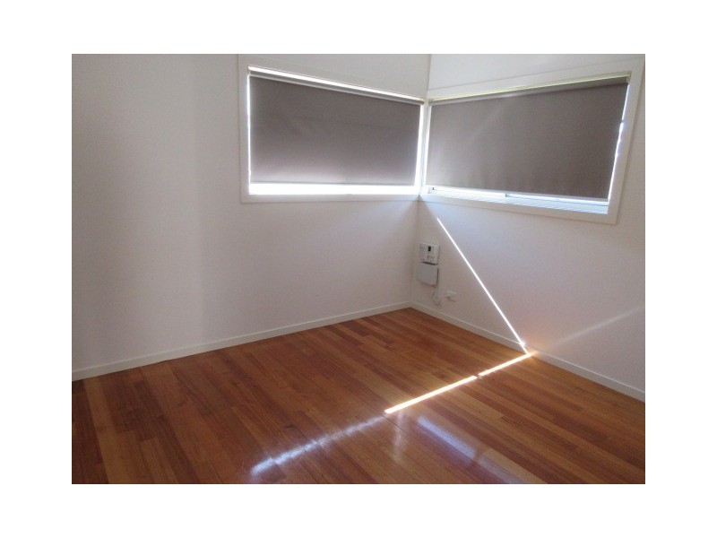 282 The Lakes Boulevard, South Morang VIC 3752