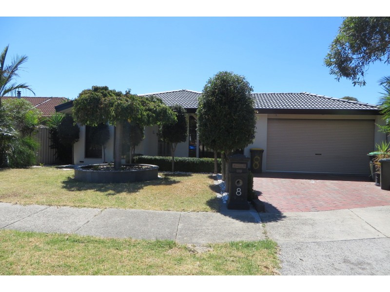 8 Acmena Court, Mill Park VIC 3082