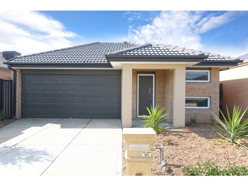 12 McCulloch Street, Mernda VIC 3754
