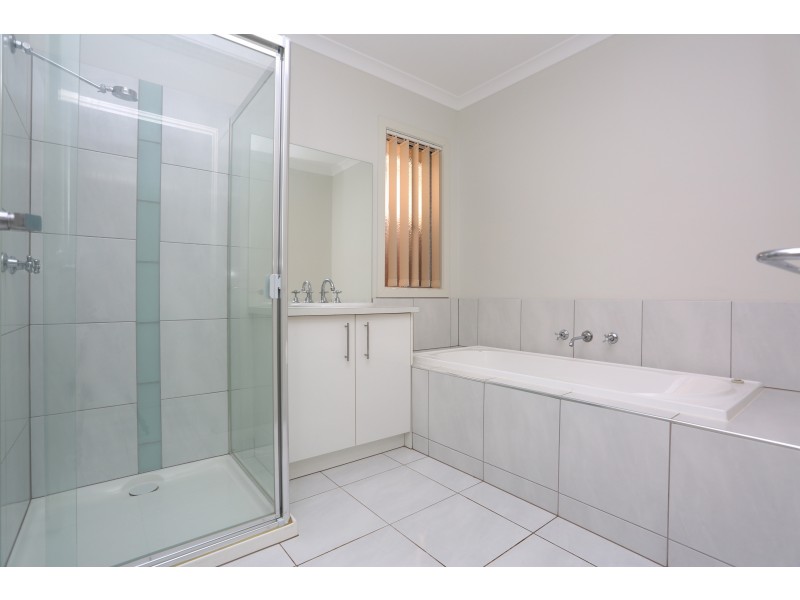 12 McCulloch Street, Mernda VIC 3754