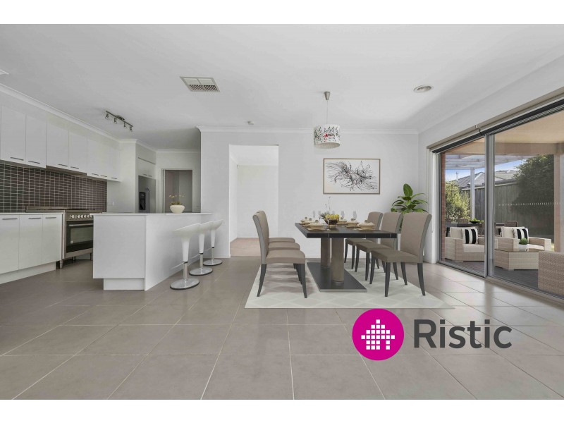 11 Elloura Avenue, Wollert VIC 3750