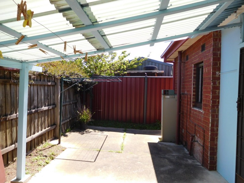 5A Cheddar Road, Reservoir VIC 3073