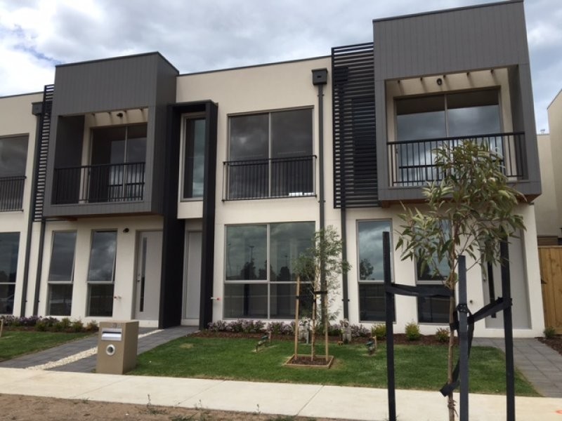 30B Middleton Drive, Point Cook VIC 3030