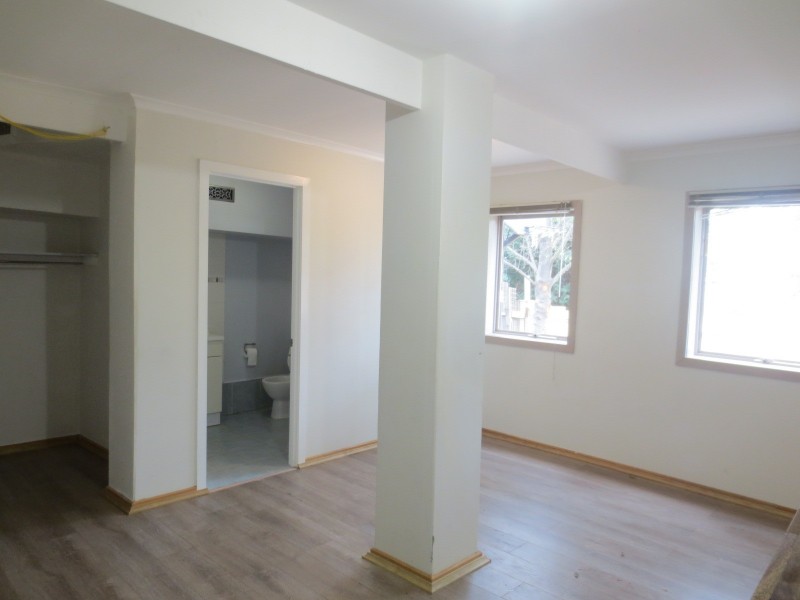 9 Hawkes Drive, Mill Park VIC 3082