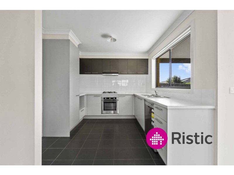 7 Miranda Drive, Doreen VIC 3754