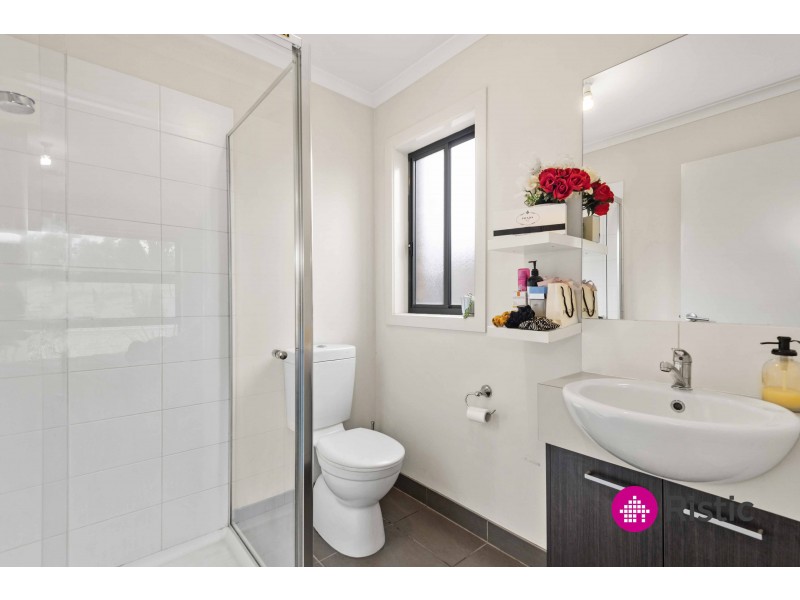 12 Woodridge Crescent, Doreen VIC 3754