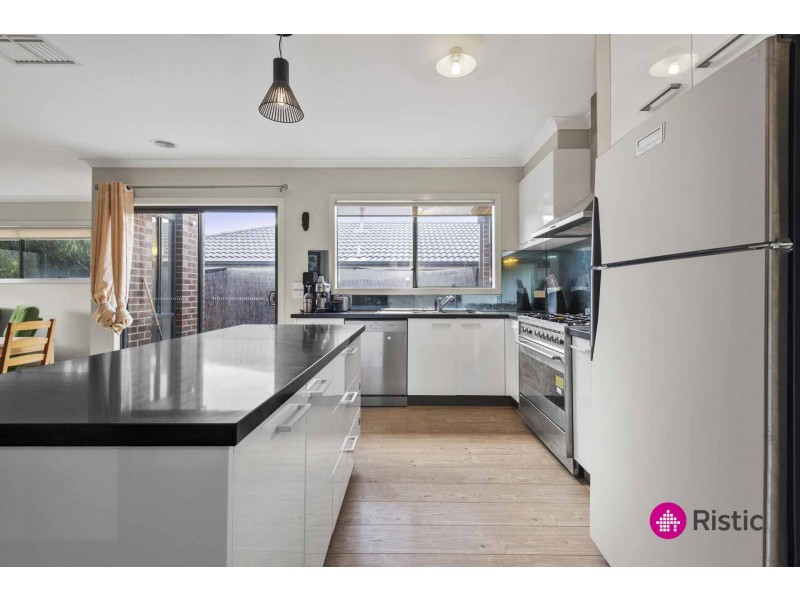 7 Sunridge Drive, Mernda VIC 3754