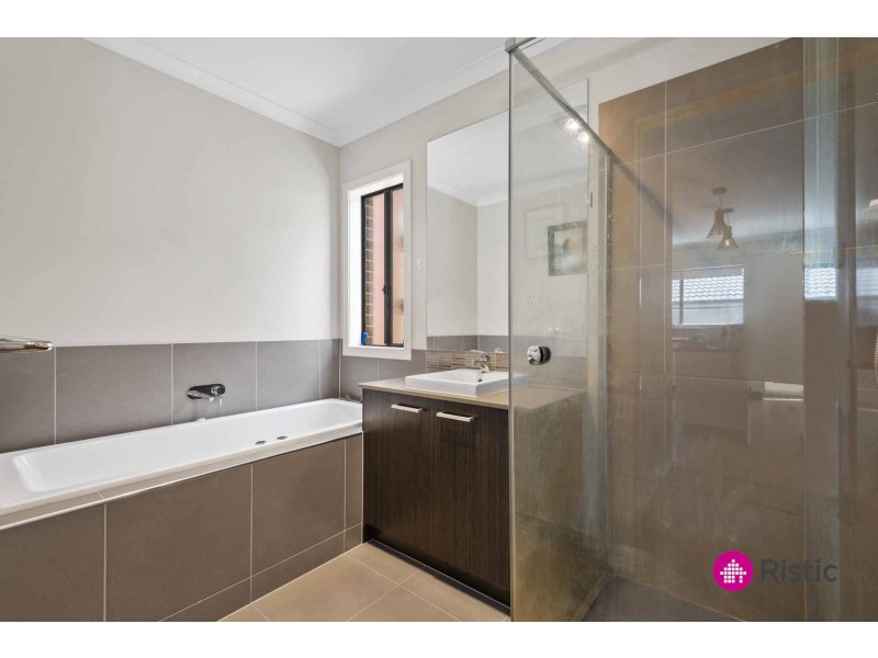 7 Sunridge Drive, Mernda VIC 3754