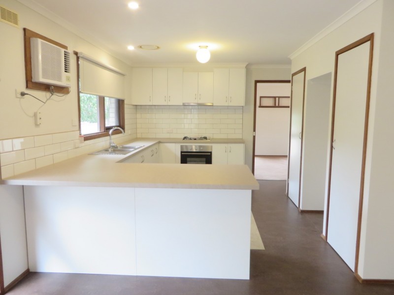 16 Somerset Street, Epping VIC 3076