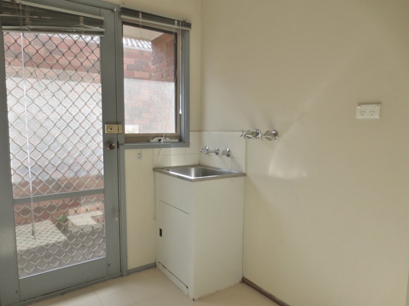 3 Senior Close, Mill Park VIC 3082