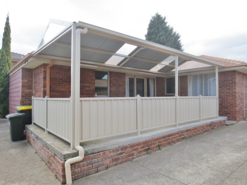 3 Senior Close, Mill Park VIC 3082