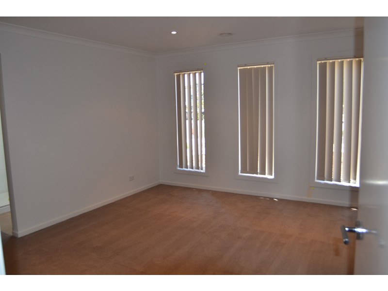 3 Woodridge Crescent, Doreen VIC 3754