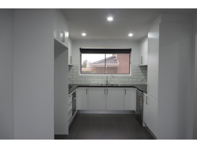 1/210 Darebin Drive, Lalor VIC 3075