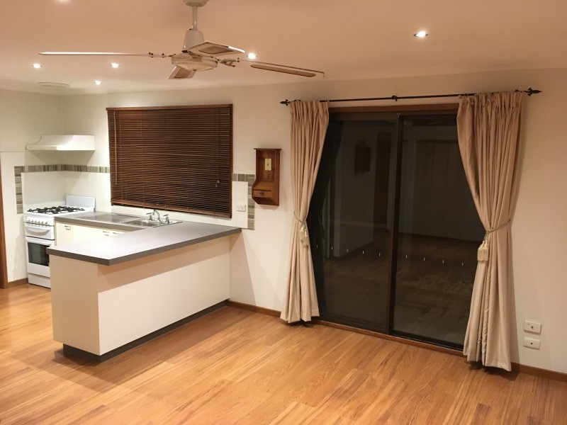 113 Prince Of Wales Avenue, Mill Park VIC 3082