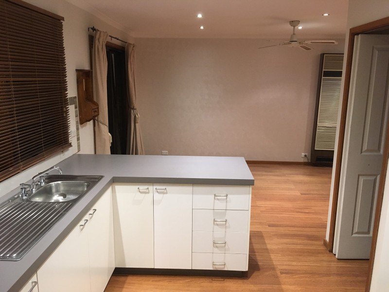 113 Prince Of Wales Avenue, Mill Park VIC 3082