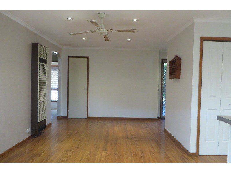 113 Prince Of Wales Avenue, Mill Park VIC 3082