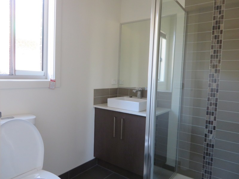 17 Vicarage Drive, Wollert VIC 3750
