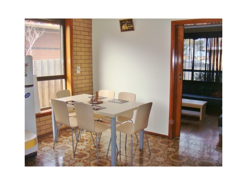 Room 3 / 96 Dunne Street, Kingsbury VIC 3083