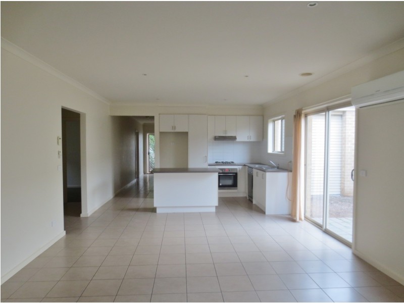 16/5 Eden Place, Wallan VIC 3756