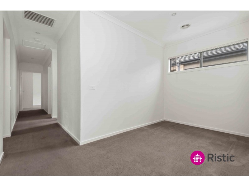 16 Pearson Road, Mernda VIC 3754