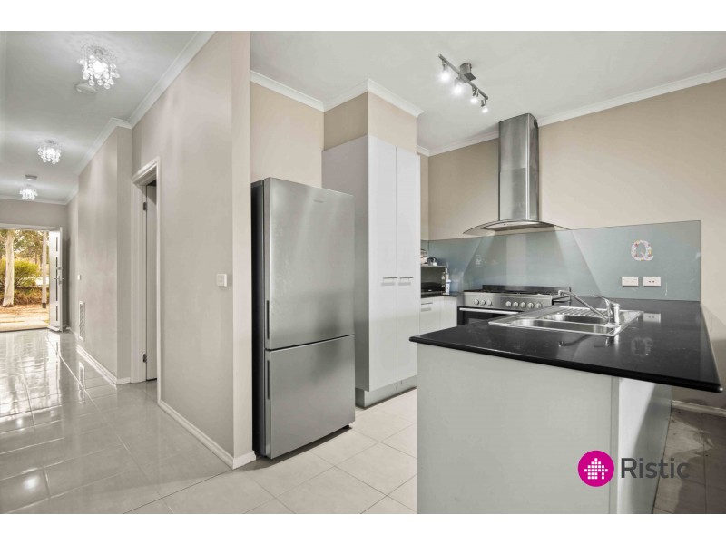 12 Prism Walk, Epping VIC 3076