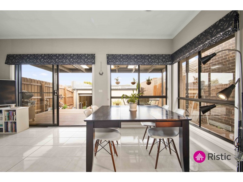 12 Prism Walk, Epping VIC 3076