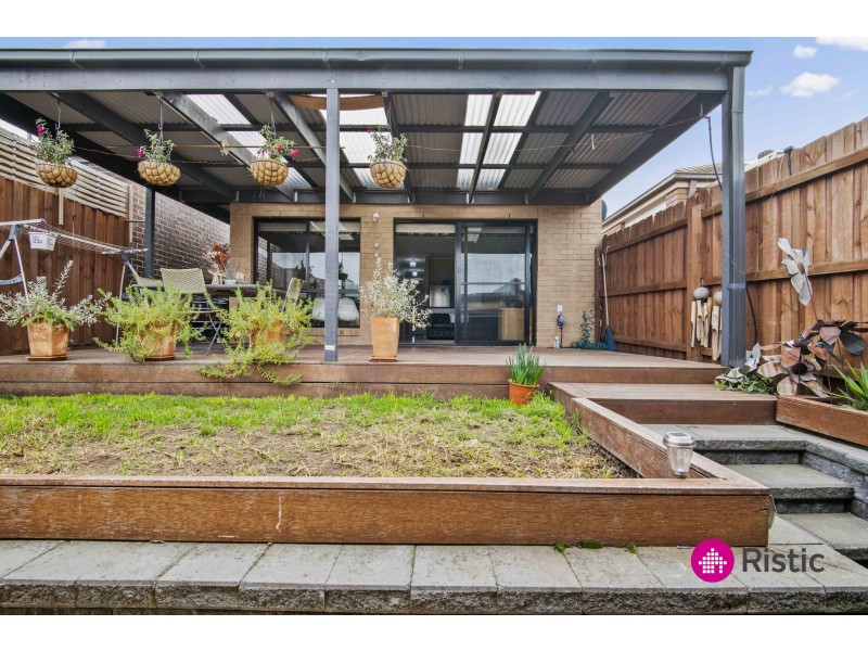 12 Prism Walk, Epping VIC 3076