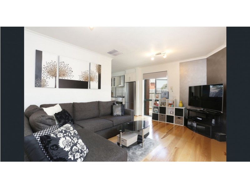 2/68 Northumberland Drive, Epping VIC 3076