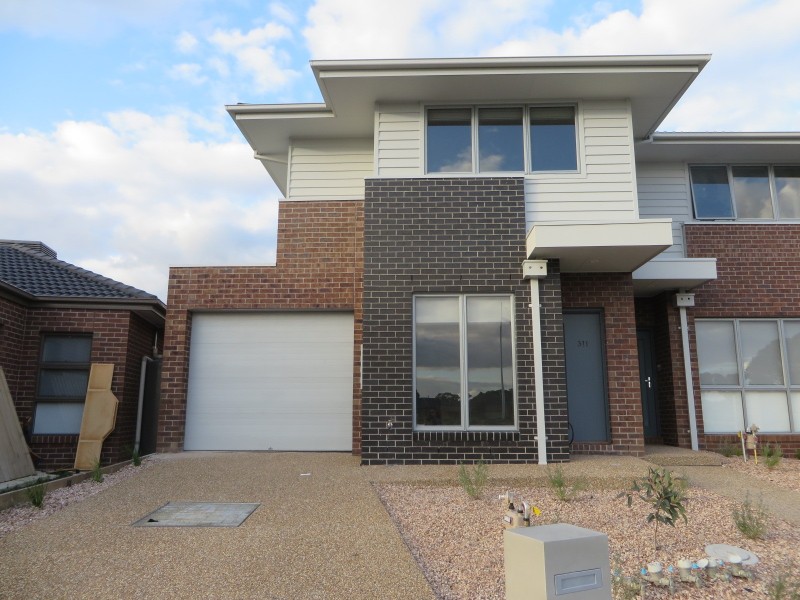 311 The Lakes Boulevard, South Morang VIC 3752