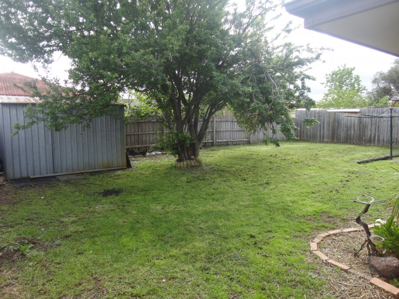 20 Grevillia Drive, Mill Park VIC 3082