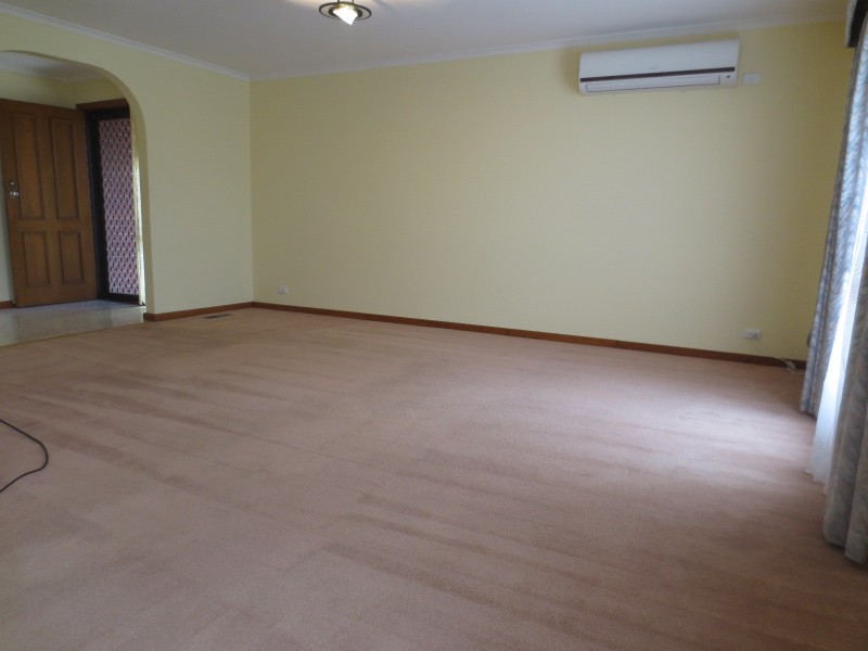 75 Centenary Drive, Mill Park VIC 3082