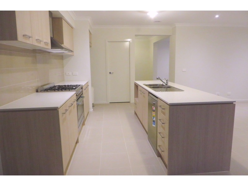 33 Sligo Street, Doreen VIC 3754