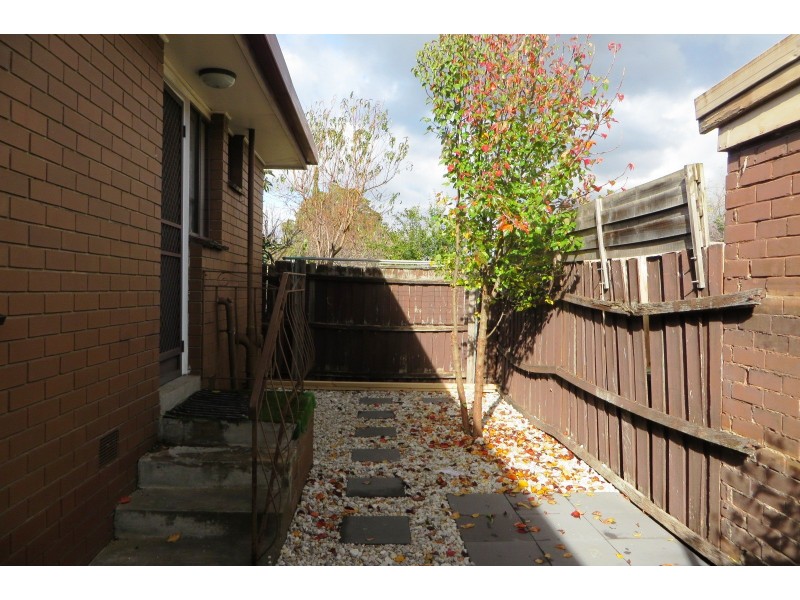 4/35 Allenby Avenue, Reservoir VIC 3073