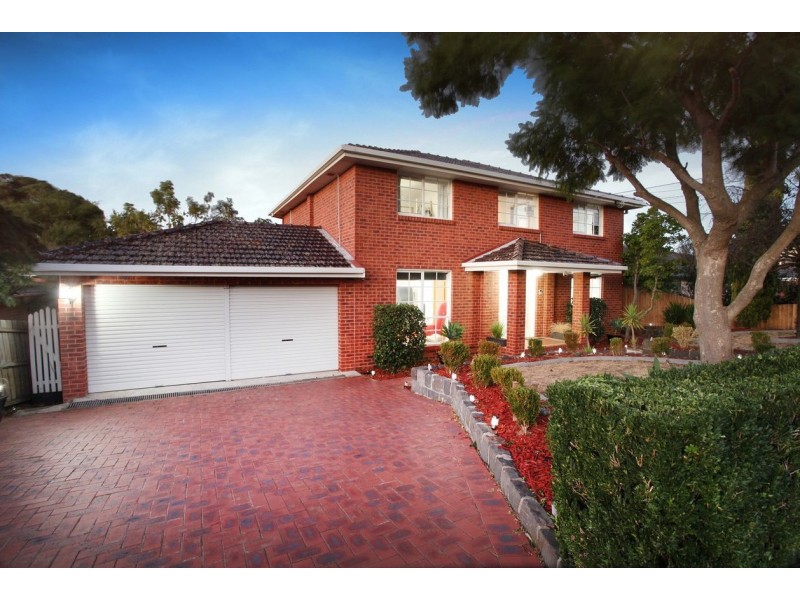 8 Nigel Crescent, Gladstone Park VIC 3043