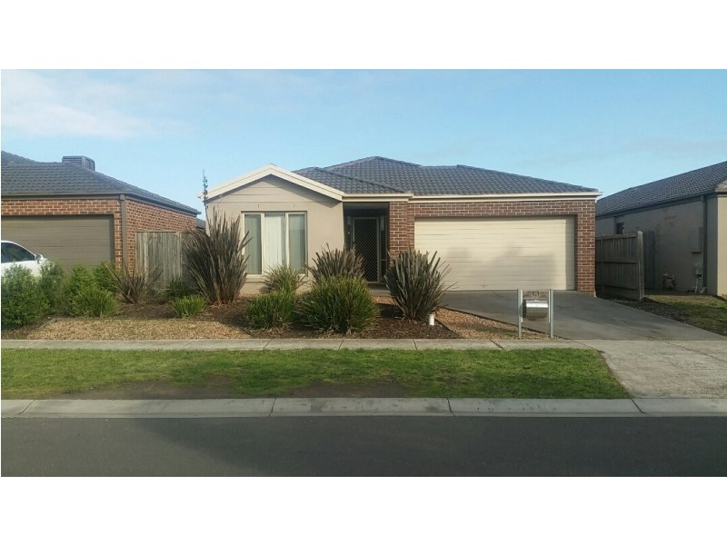 13 Stoneyfell Road, Point Cook VIC 3030