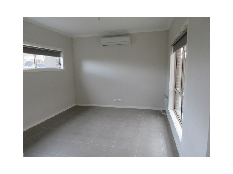 42 Saxony Drive, Epping VIC 3076