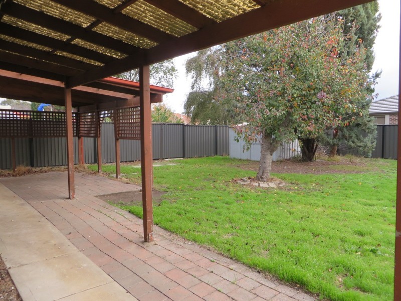 54 Hurlstone Crescent, Mill Park VIC 3082