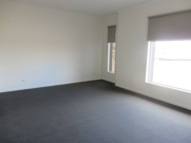 6 Witchazel Drive, South Morang VIC 3752