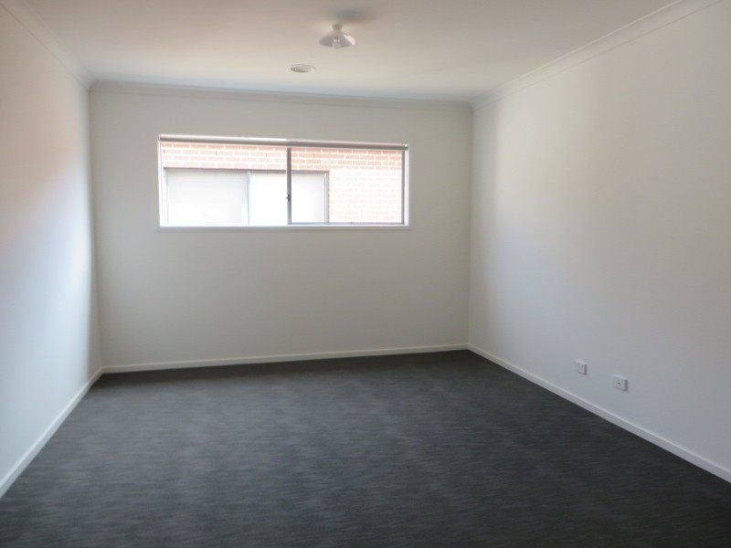 6 Witchazel Drive, South Morang VIC 3752