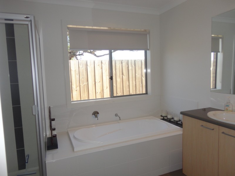 46 Sanctum Circuit, Doreen VIC 3754
