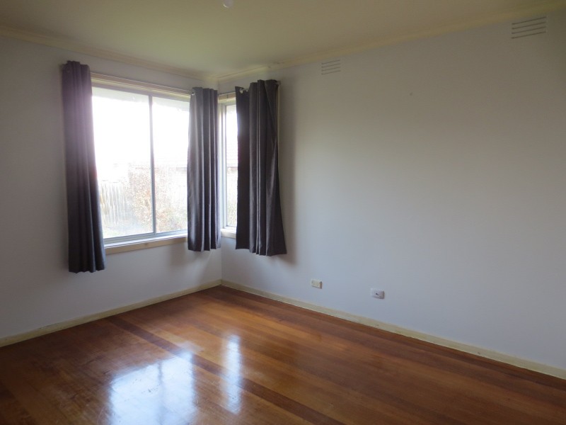 40 Menzies Parade, Lalor VIC 3075