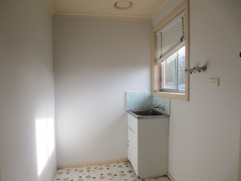 40 Menzies Parade, Lalor VIC 3075