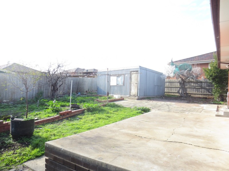 40 Menzies Parade, Lalor VIC 3075