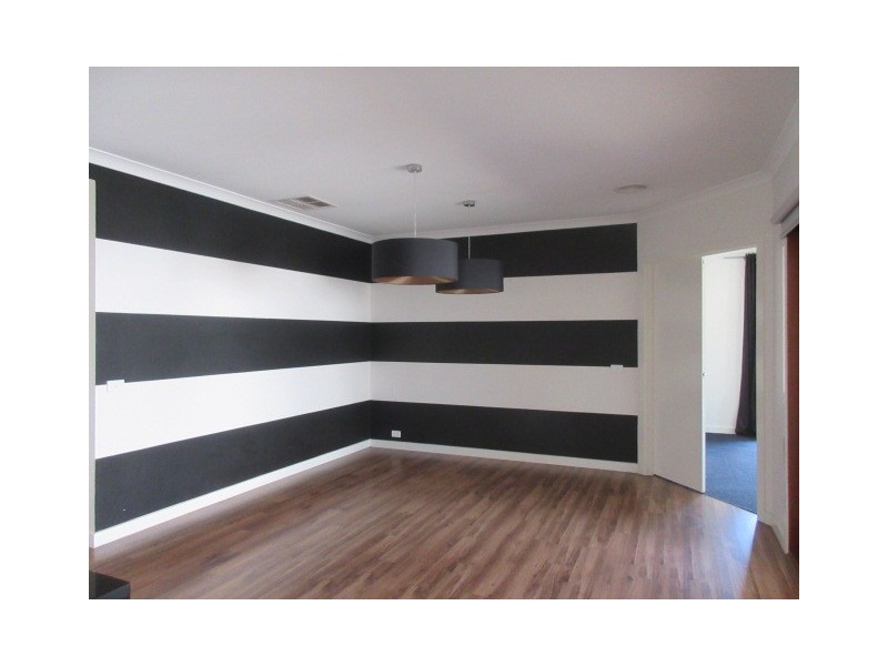 20 Basken Drive, South Morang VIC 3752