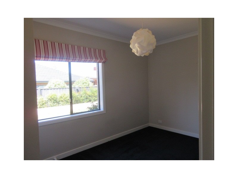 20 Basken Drive, South Morang VIC 3752